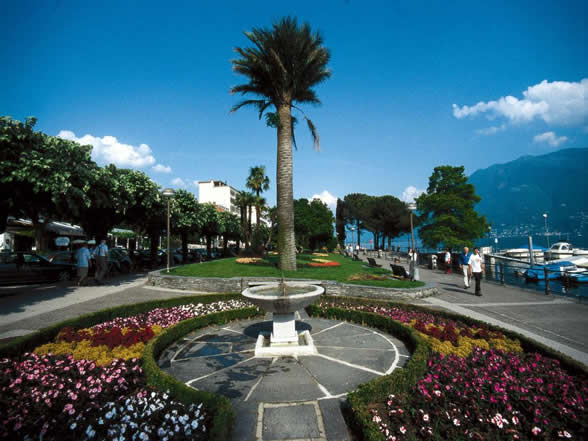 Gardens on the lakefront Locarno - Muralto