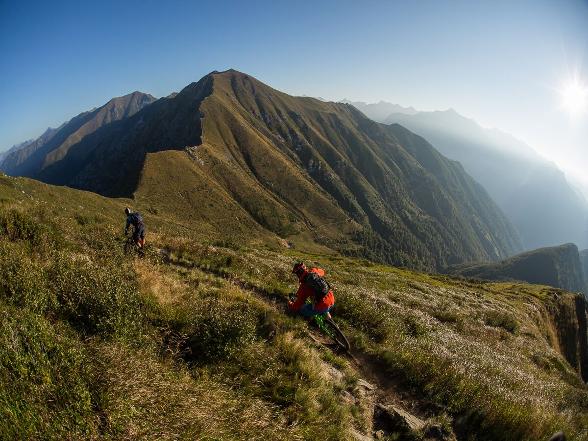 Ticino Freeride: two wheels, one love!