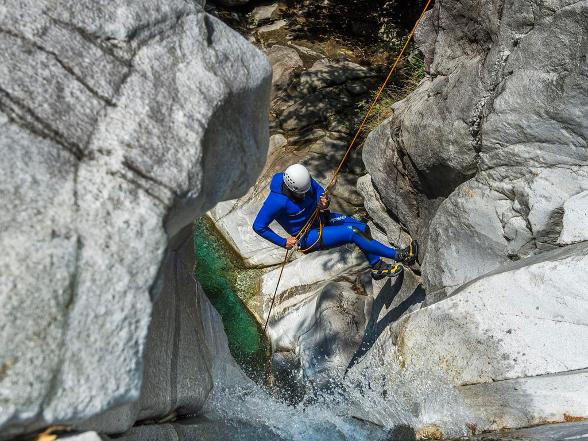 Ticino Adventures  - canyoning